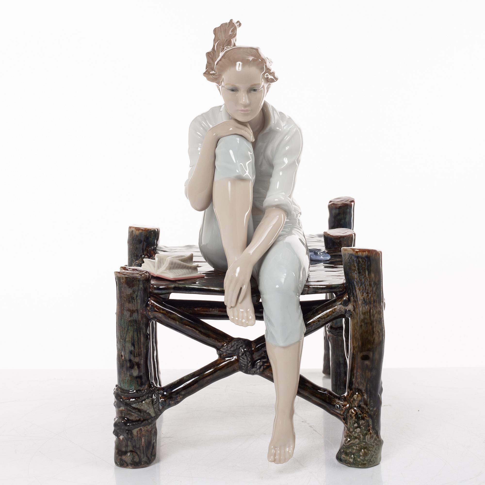 Ernest Massuet, figurine, "Sunset at the Pier", Lladró, Spain.