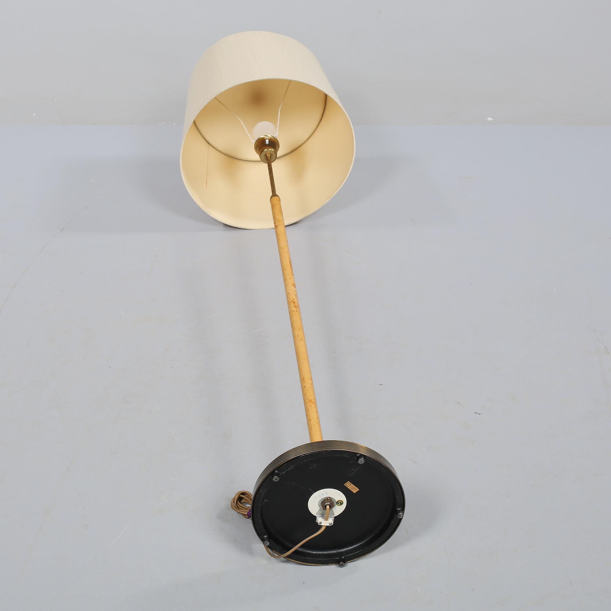 GOLVLAMPA, Falkenbergs Belysning, 1900-talet tredje kvartal.