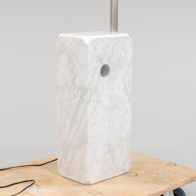GOLVLAMPA, "Arco", Achille och Pier Castiglioni, Flos, Italien.