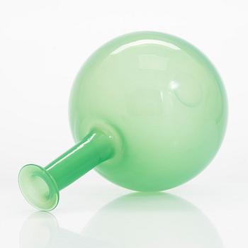 Nanny Still, karaff, "Tzarina", signerad Riihimäen Lasi Oy Nanny Still.