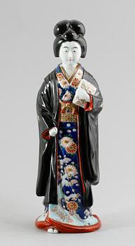 FIGUR, porslin, Japan, omkring år 1900.