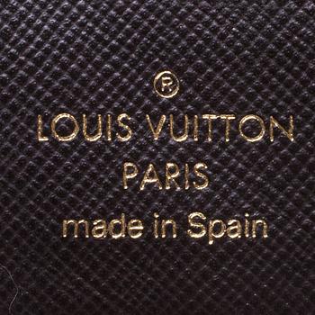 AGENDA, Louis Vuitton.