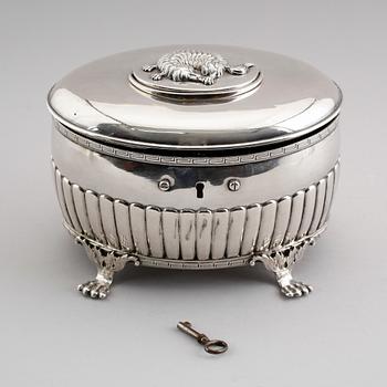 SOCKERSKRIN, silver, Petter Adolf Sjöberg, Stockholm 1822. Vikt ca 672 gram.