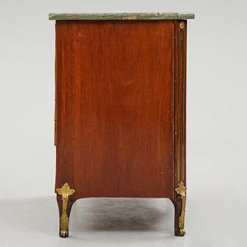 A Gustavian mahogany commode attributed to N. Dahlin (master in Stockholm 1761-87).