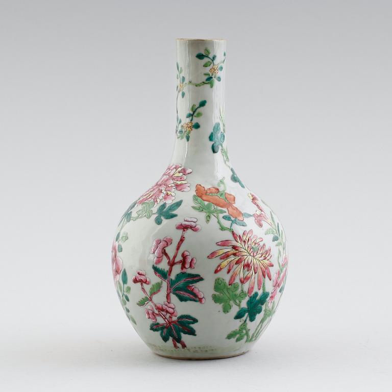 VAS, porslin, Kina, 1800/1900-tal.