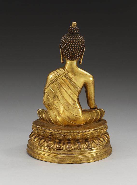 BUDDHAFIGUR, förgylld brons, Qing dynastin, sinotibetansk, 1800-tal.
