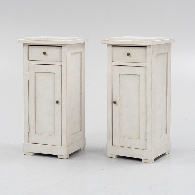 Sängbord, ett par, 1900-talets första hälft.