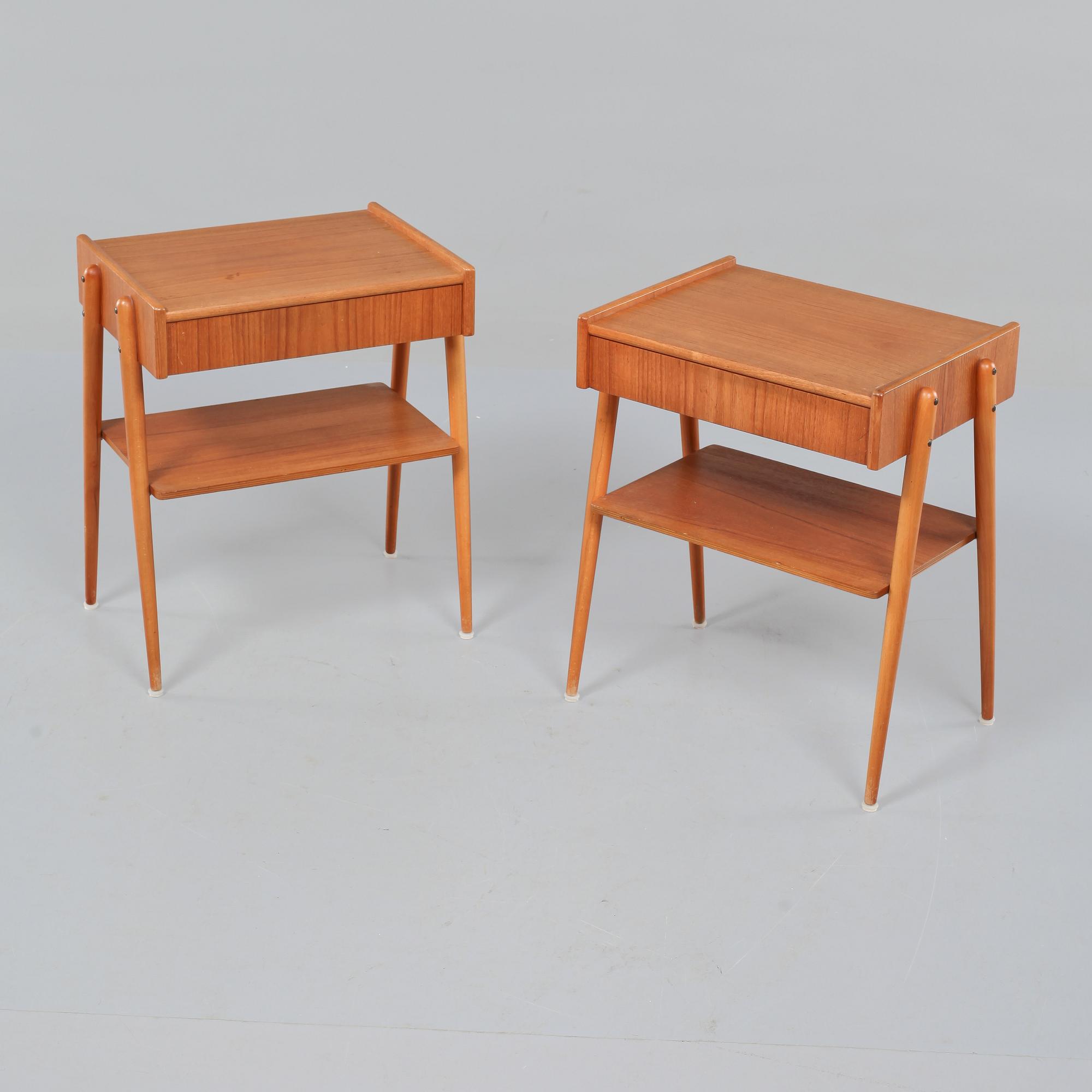 SÄNGBORD, ett par, AB Carlström & Co Möbelfabrik, 1900-talets andra hälft.