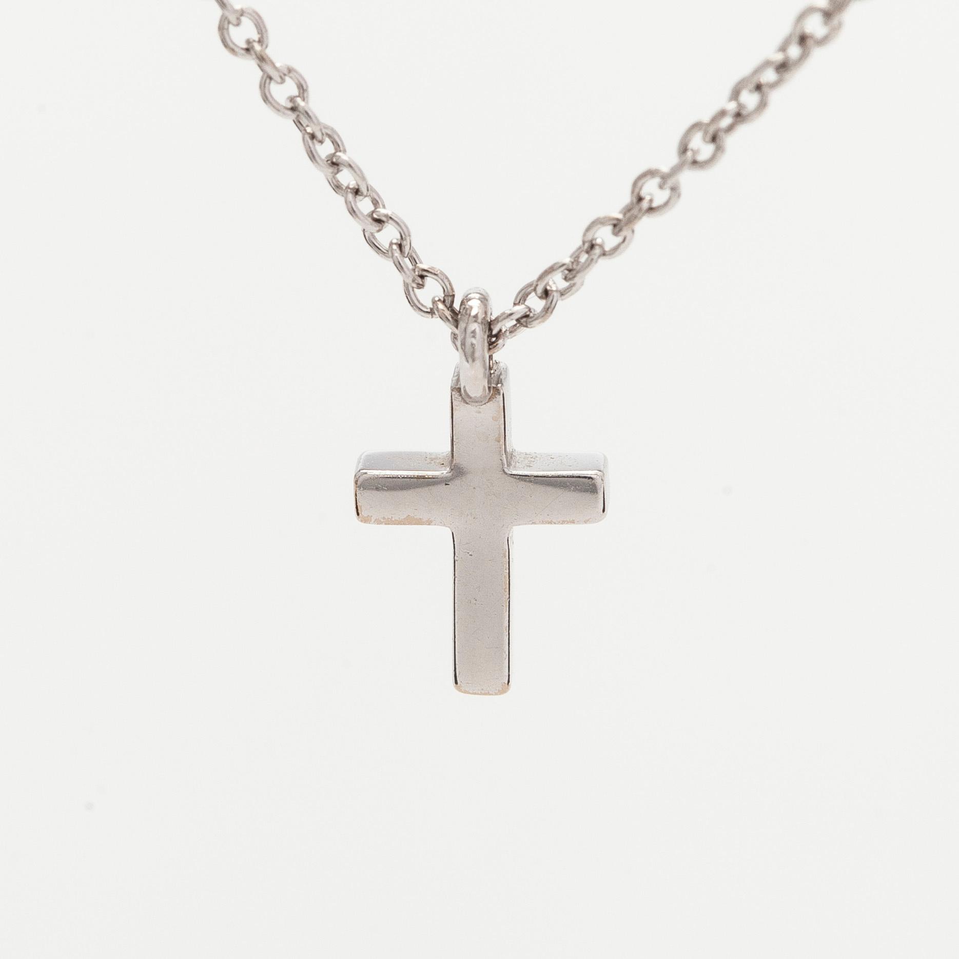 Tiffany & Co, halsband "Metro Cross", 18K vitguld och diamanter.