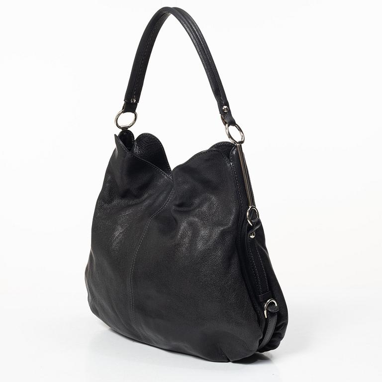 Tod's bag.