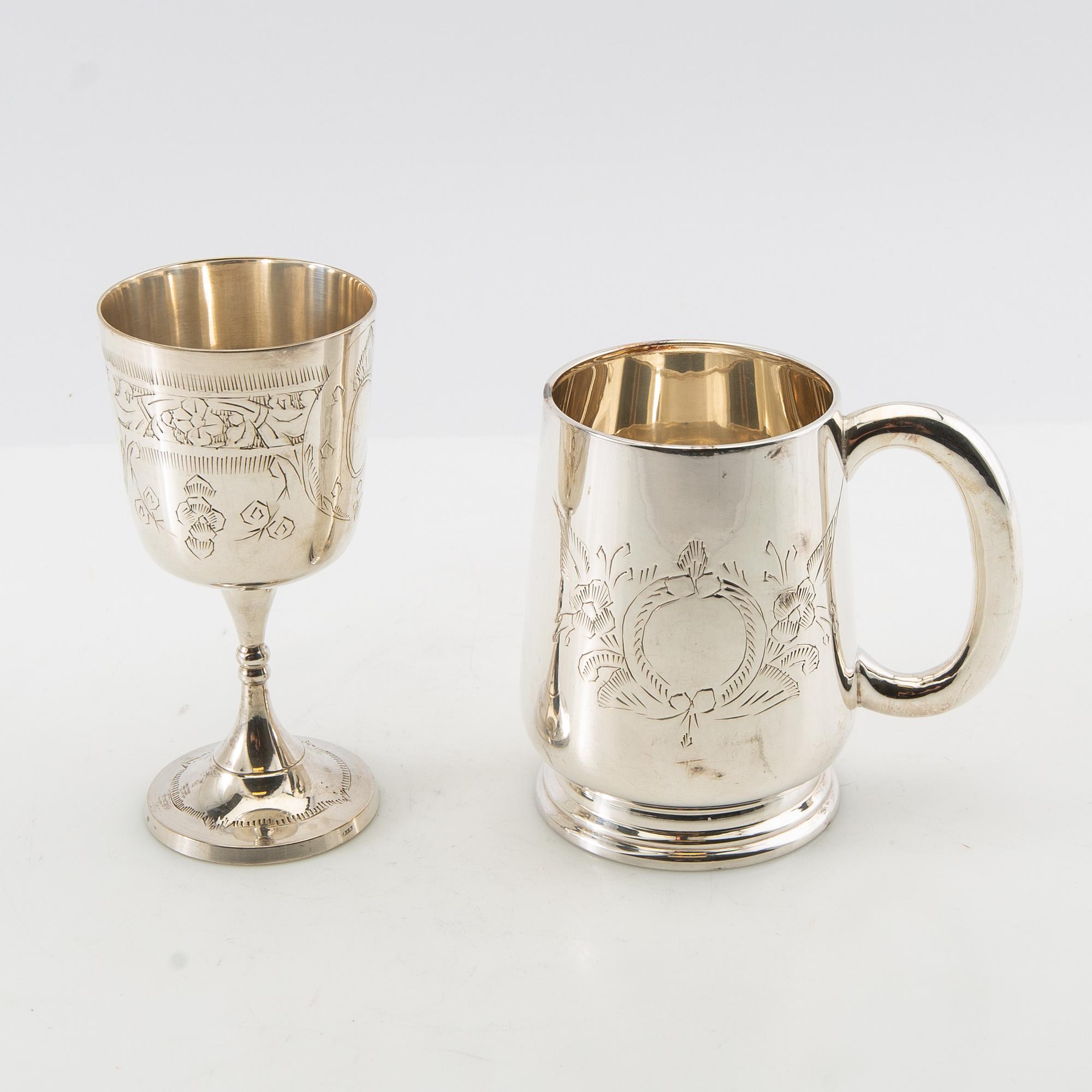 Ölbägare och Gluhwein-bägare 14 st 1900-tal nysilver.