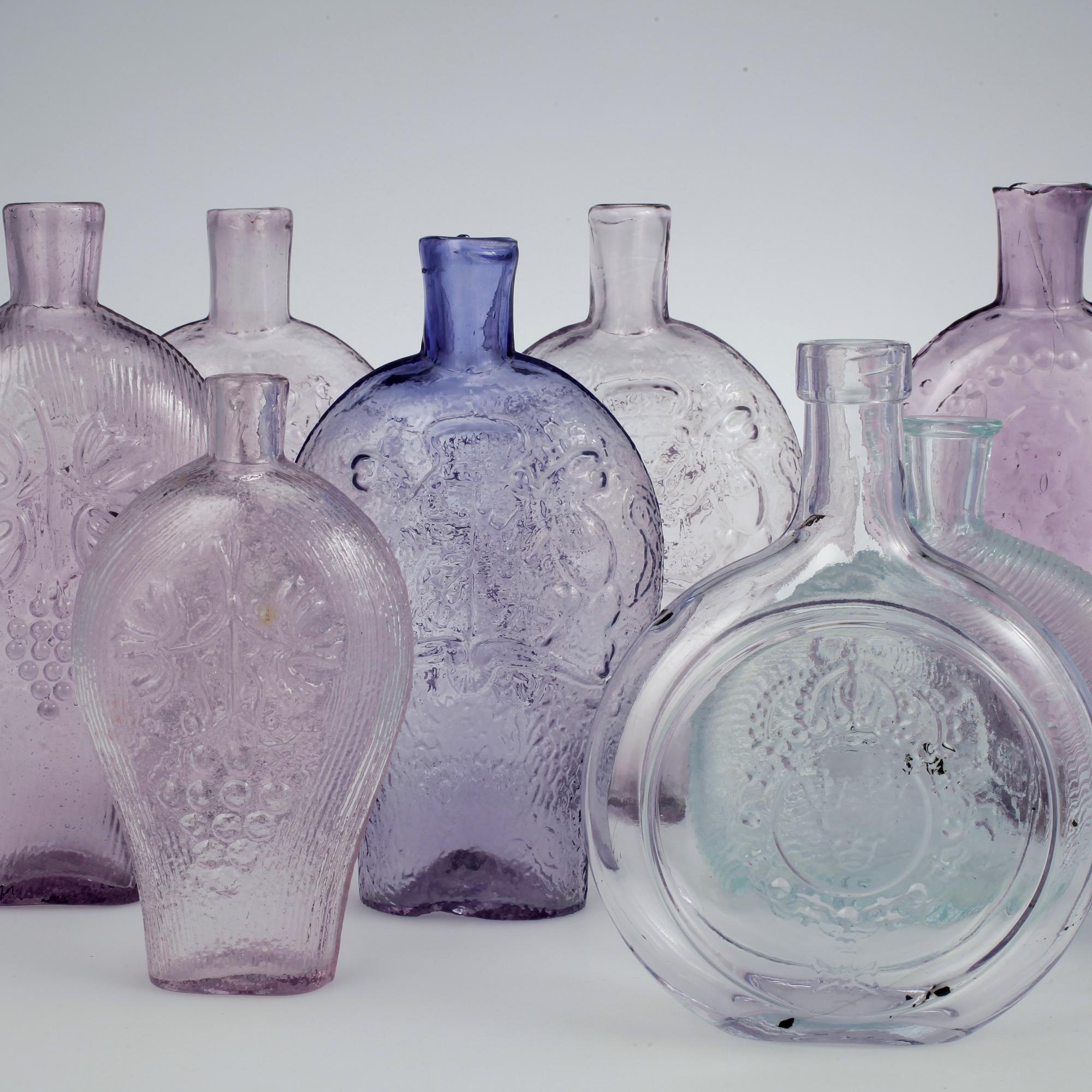 GLASFLASKOR, 11 st, Sverige 1800/1900-tal.