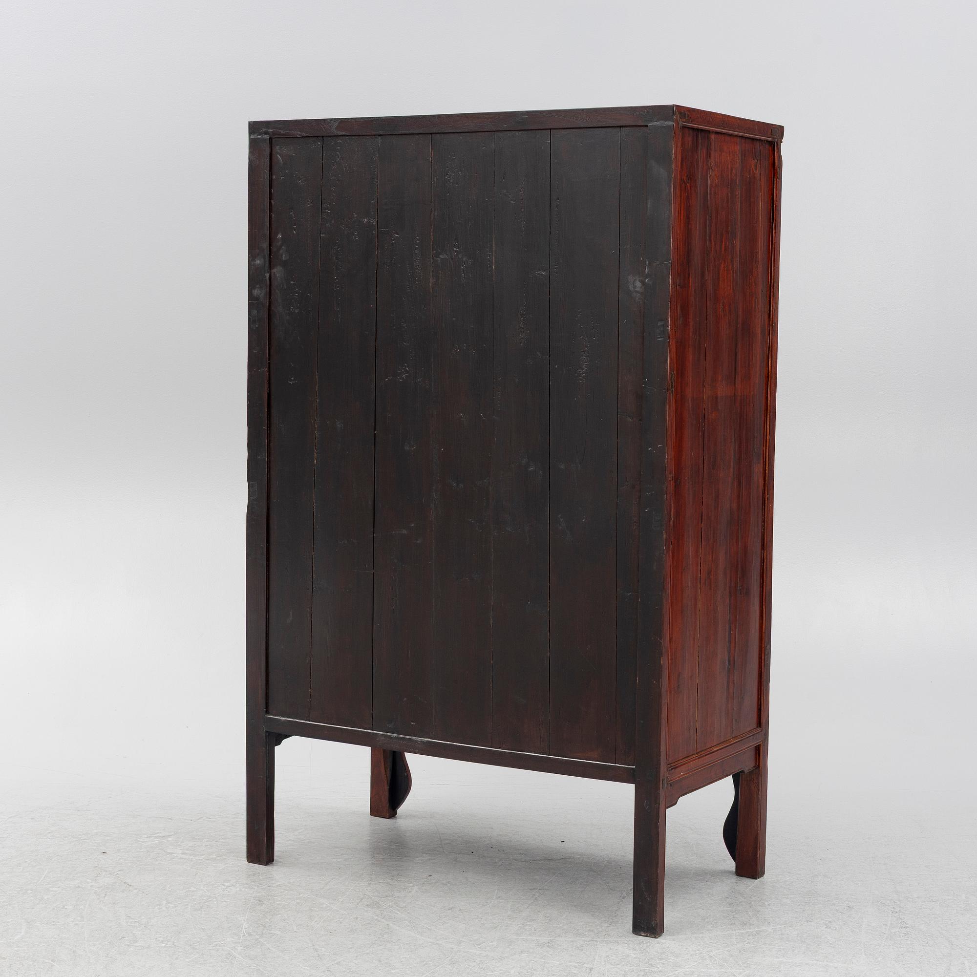 Skåp, Kina, 1900-talets andra hälft.