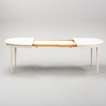 Carl Malmsten, matbord, stolar 4 st, karmstolar 2 st, "Herrgården", Bodafors, 1900-talet andra hälft.