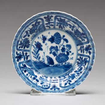 Seven matched blue and white cups with four dishes, Qing dynasty, Kangxi (1662-1722).