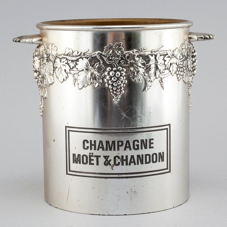 A Moët & Chandon champagne cooler, 20th century.