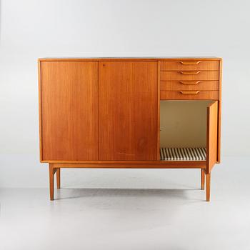 SIDEBOARD, Bertil Fridhagen, Bodafors, 1900-talets tredje kvartal.