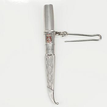 SLIDKNIV, 813 silver, emalj, stål. Suomen Kultaseppä Oy. Början på 1900-tal.