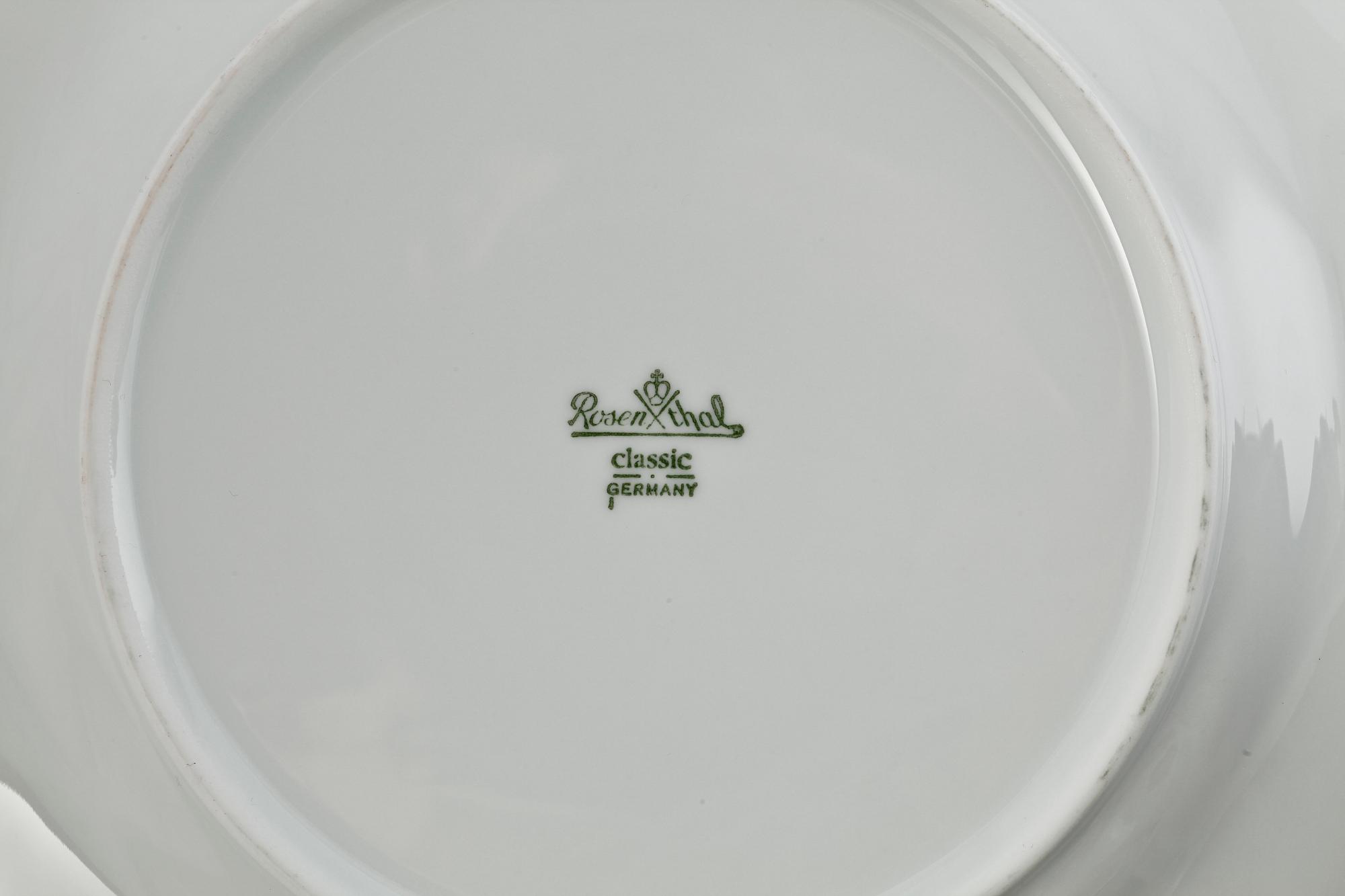 TE- OCH KAFFESERVIS, 31delar, porslin, "Maria Björnbär", Rosenthal.