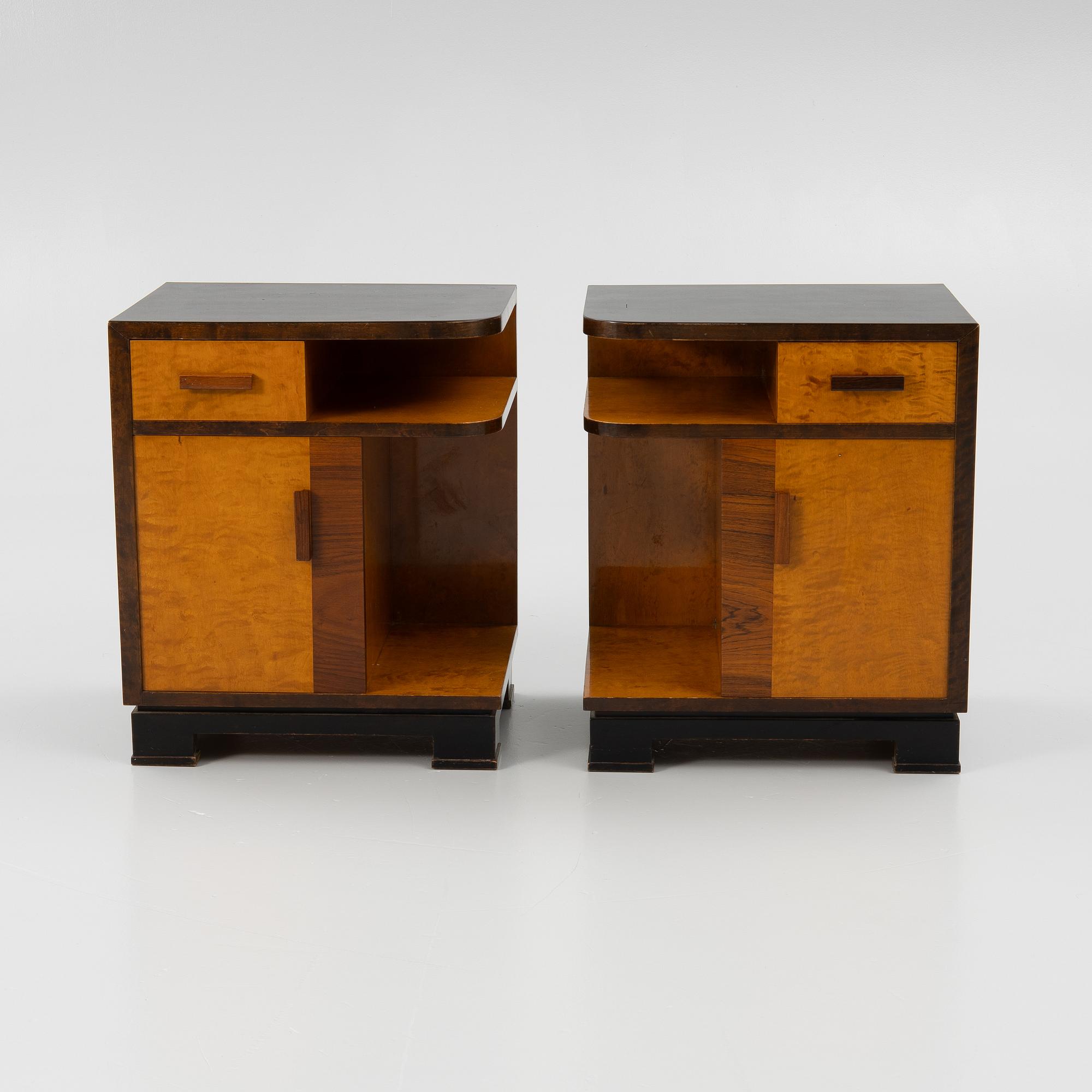 Svenska Möbelfabrikerna, sängbord, ett par, "Svea", Bodafors, 1930-tal.