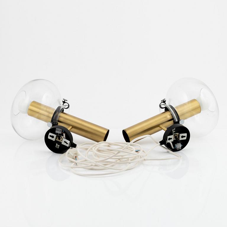 A pair of wall lights, second half of the 20th century.