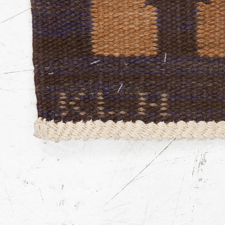 Irma Kronlund, a 'Höstdis' flat weave carpet, Kronobergs Löns Hemslöjd, sweden, signed KLH & IK, ca 222 x 150 cm.