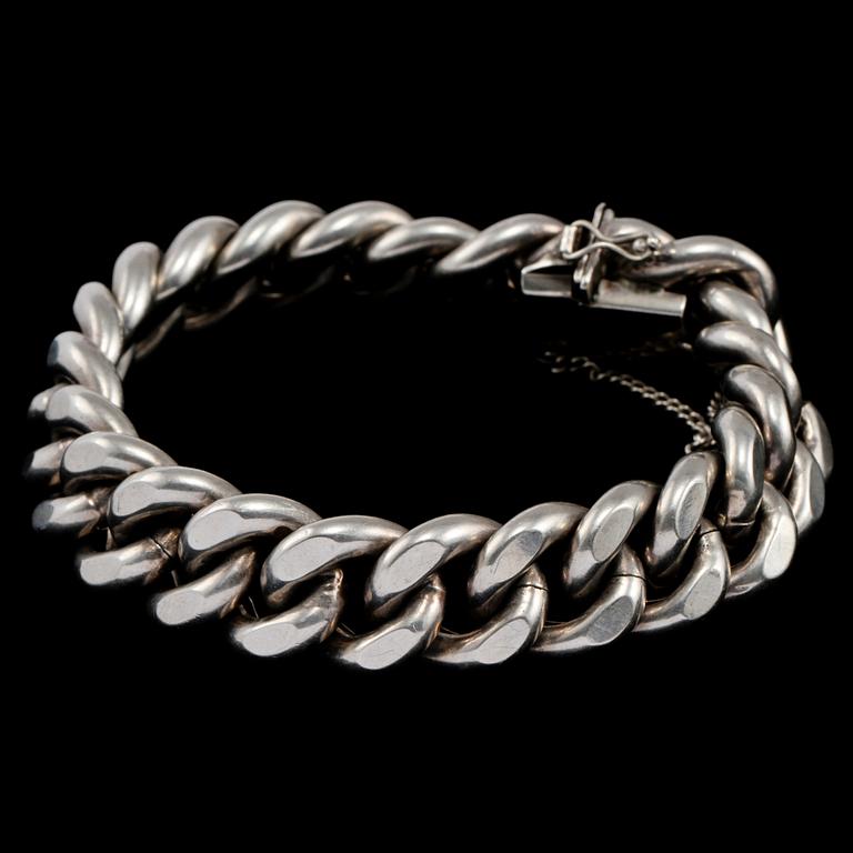 ARMLÄNK, silver, importstämplad, 1900-talets tredje kvartal. Vikt 47 g.