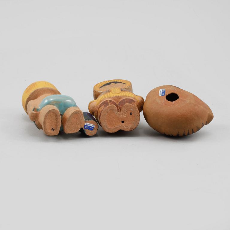 FIGURINER, 3 st, stengods, Lisa Larson, Gustavsberg, 1900-talets andra hälft.