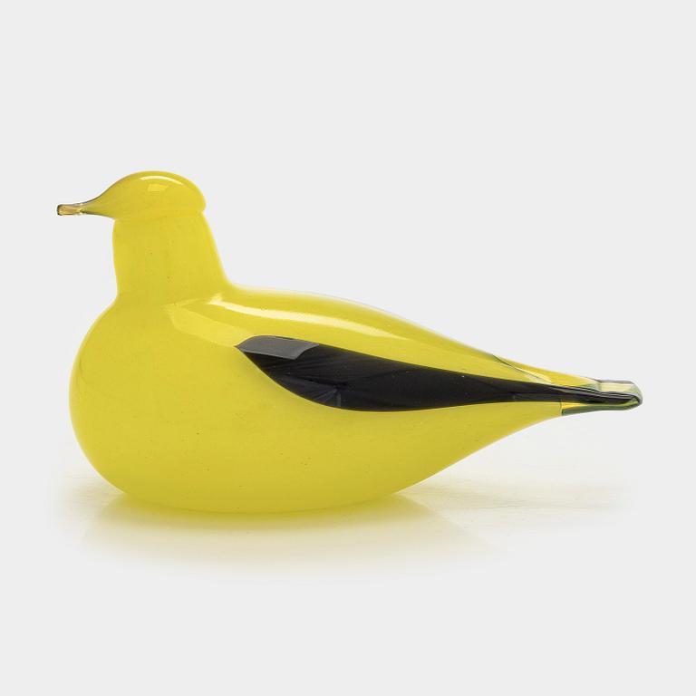 Oiva Toikka, a "Golden Oriole" glass bird, signed O. Toikka Nuutajärvi.