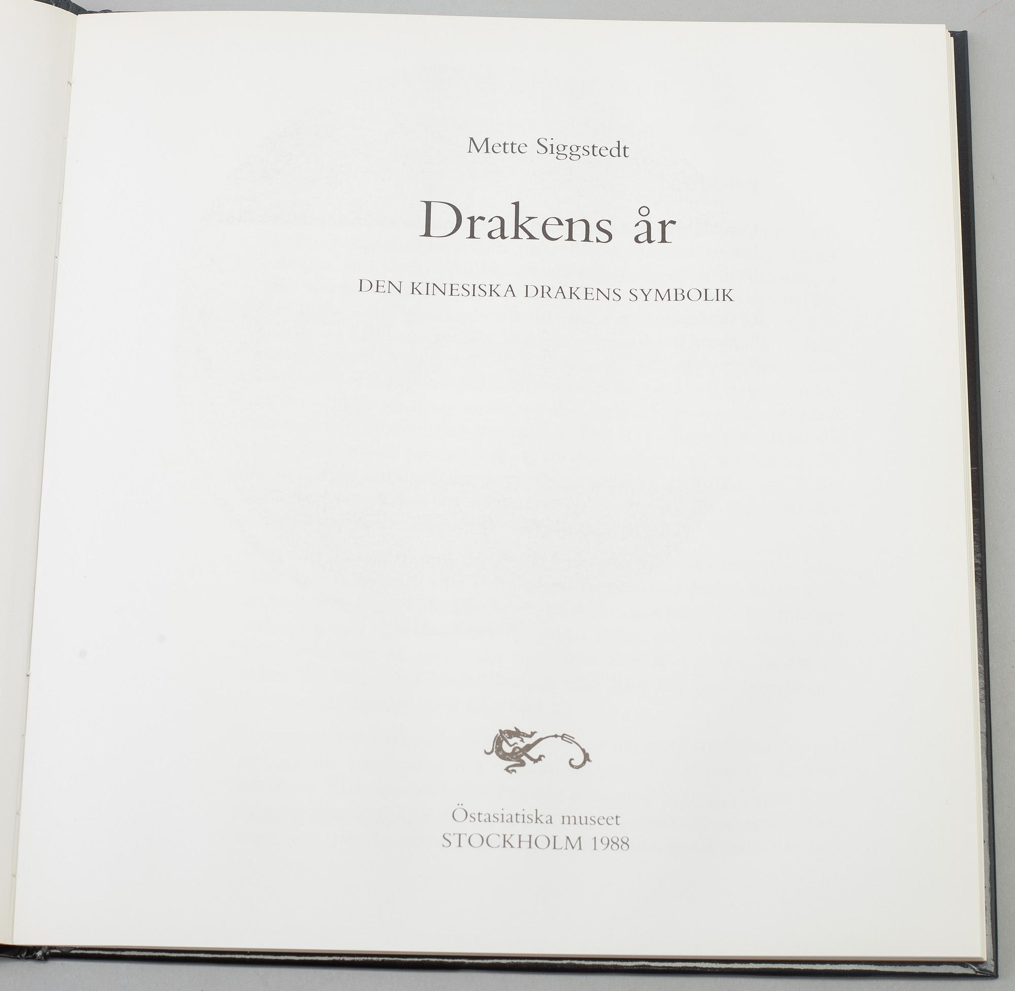 10 books on chinese and japanese works of art.