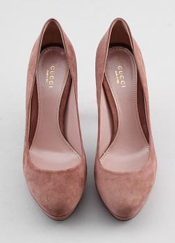 SKOR, 1 par, Gucci.