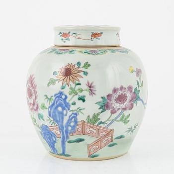 A famille rose jar with cover, Qing dynasty, Qianlong (1736-95).