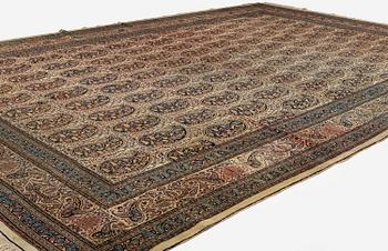 Matta, antik Täbris, nordvästra Persien, ca 648 x 435 cm.