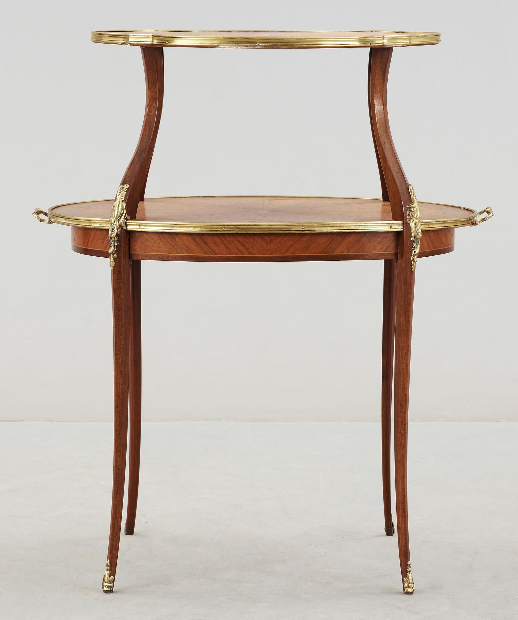 ETAGEBORD, Louis XVI-stil, 1900-talets mitt.