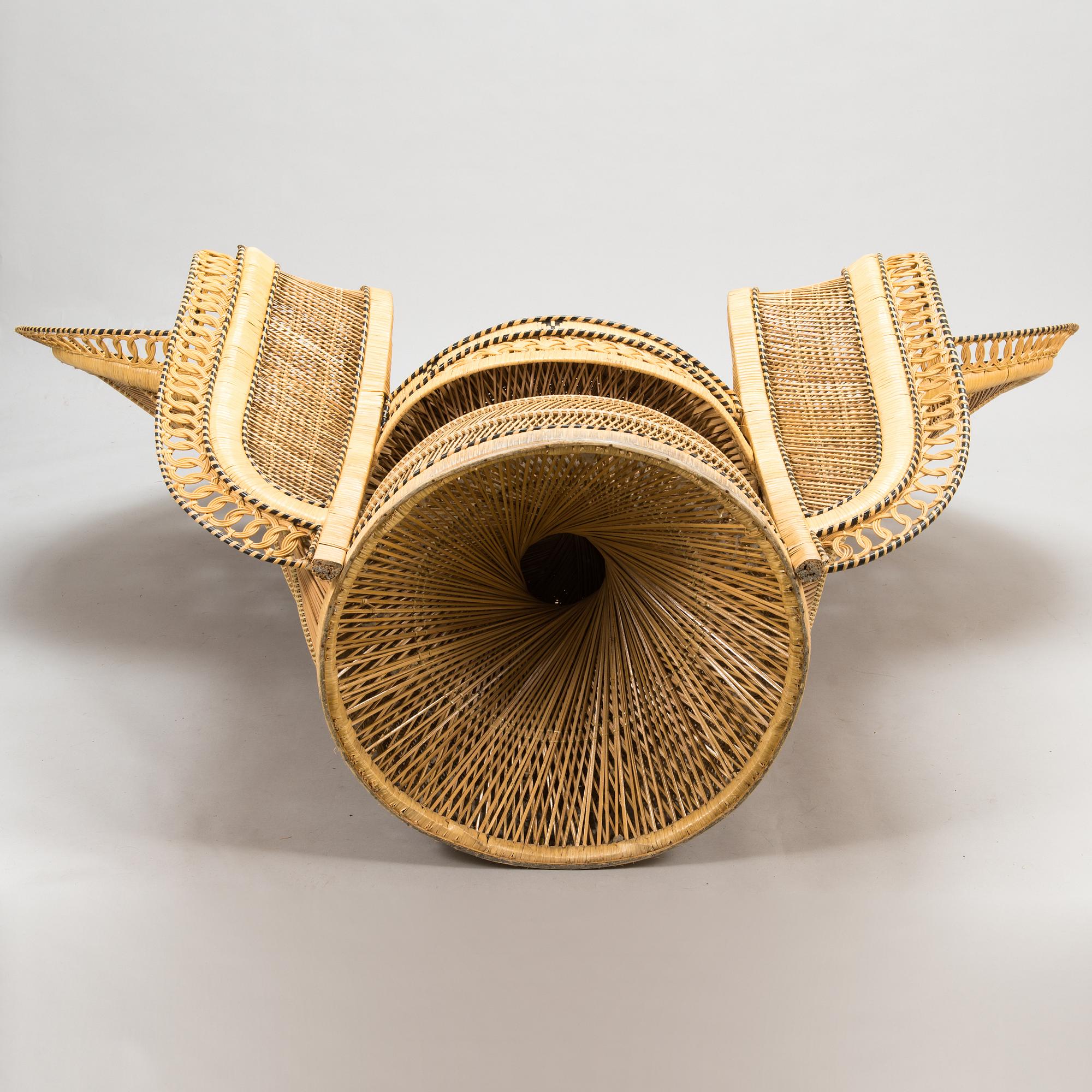 A late 20th century century 'Big Cobra peakock chair'.