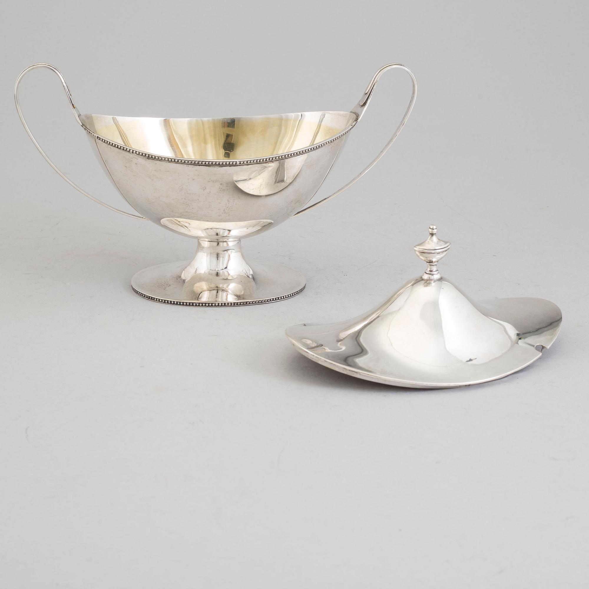 A silver sugar bowl, 1918.