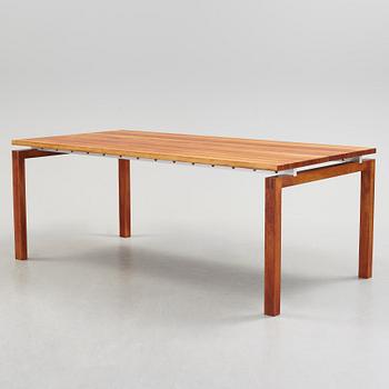 A 'Straight' dining table by Christina Strand and Niels Hvass by Carl Hansen, Tranekær Furniture AS, Denmark.