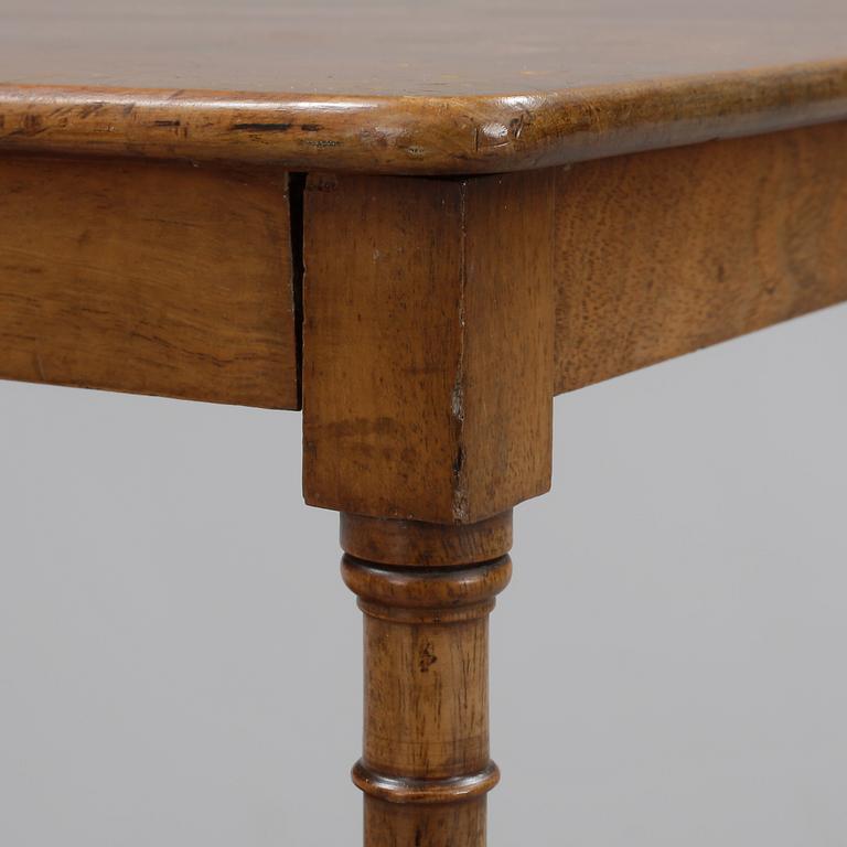 ETAGERE, 1800-talets slut.