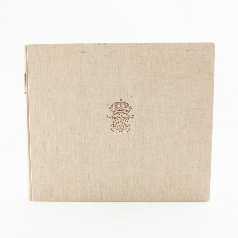 Book "The Castle Theatres at Drottningholm and Gripsholm" Agne Beijer Stockholm 1937 no. LXII/CCLV.