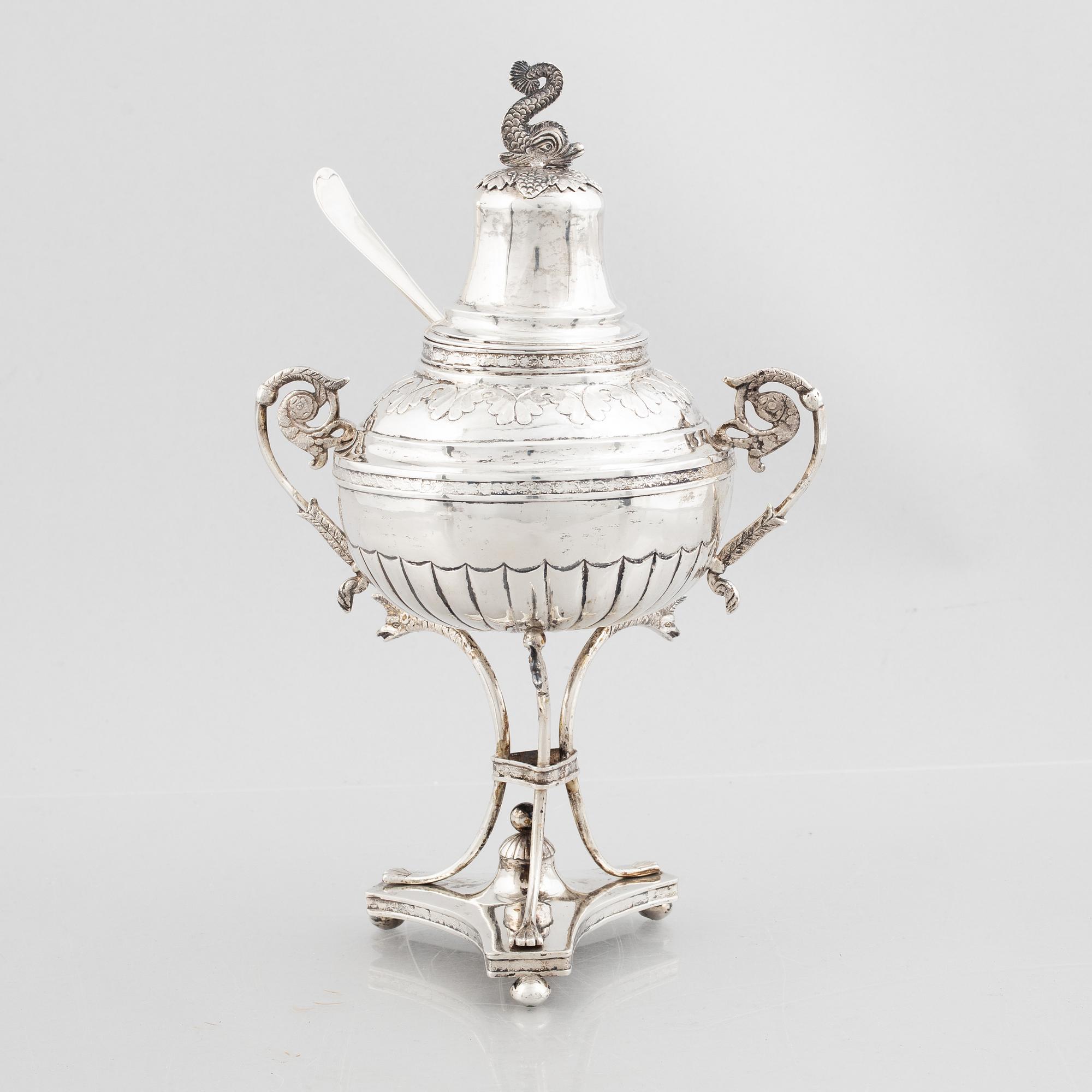 A Swedish Empire silver sugar bowl with sugar spoon, mark of Carl Lindström, Borås 1842.