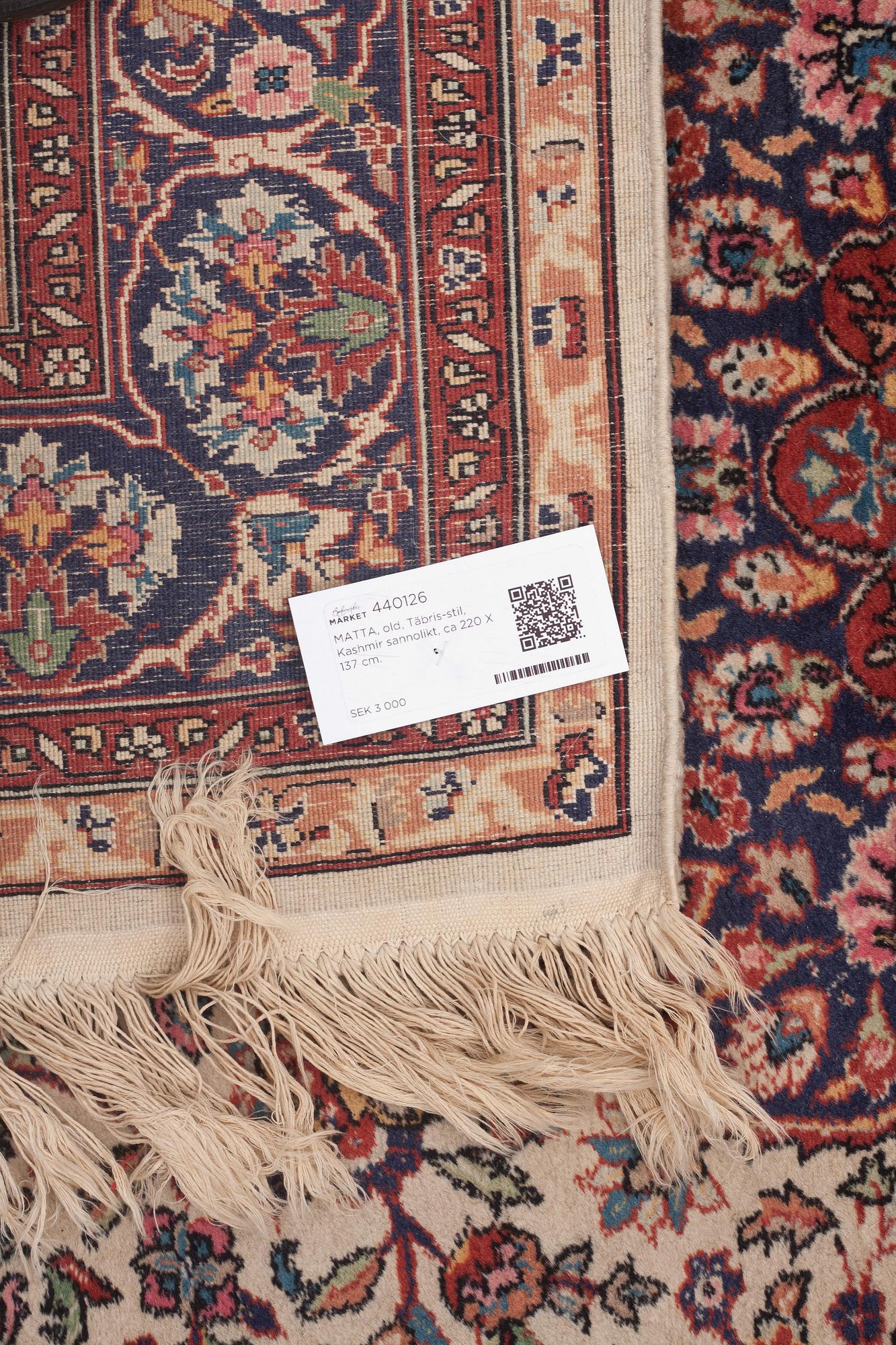 MATTA, old, Täbris-stil, Kashmir sannolikt, ca 220 X 137 cm.