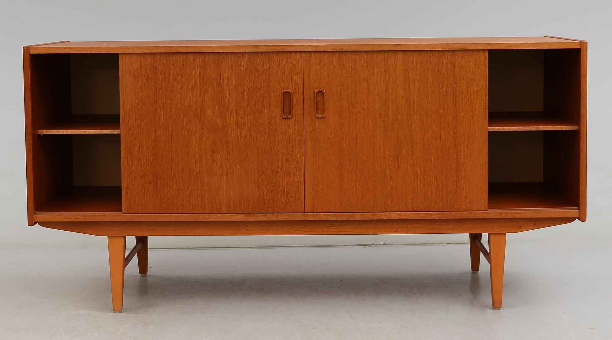 SIDEBOARD, 1900-talets andra hälft.