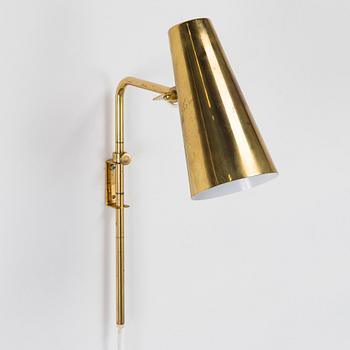 Paavo Tynell, a brass wall light model 9459, Idman, Finland 1960s.