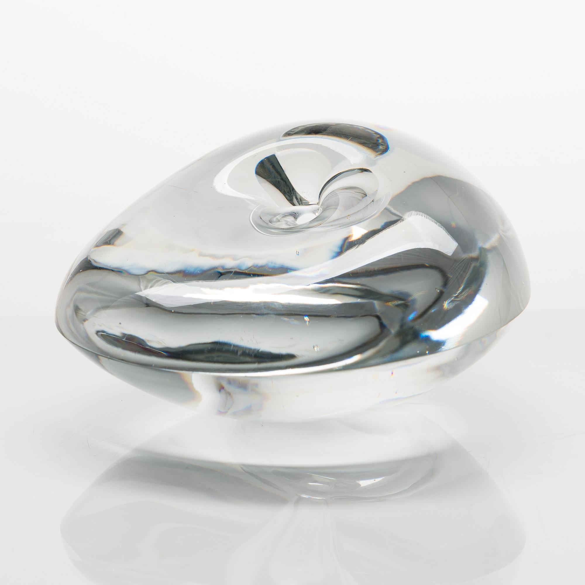 Timo Sarpaneva, A 3567 'Sitting bird' glass sculpture, signed  Timo Sarpaneva Iittala.