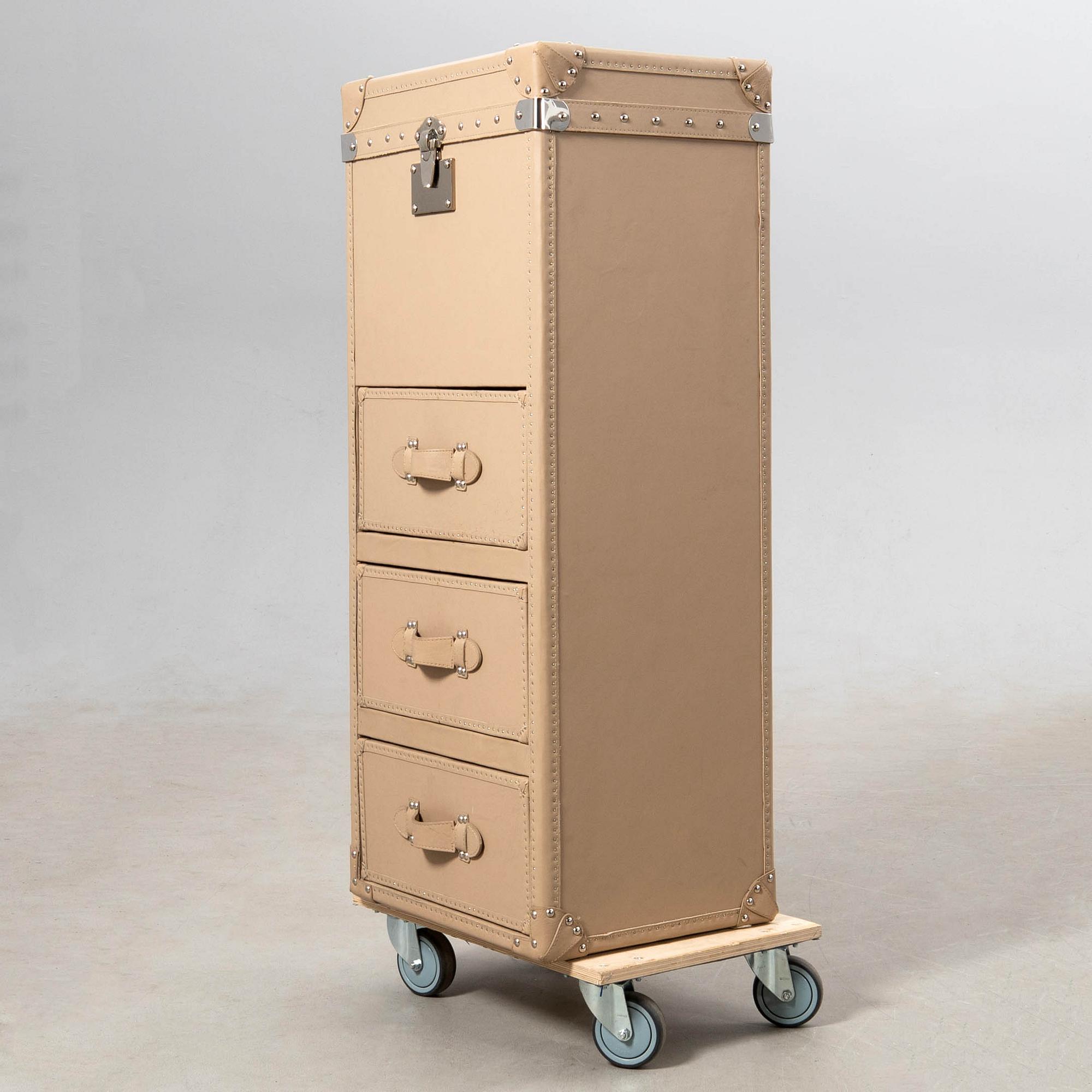 Translation: "Kelly Hoppen chest of drawers England modern production".