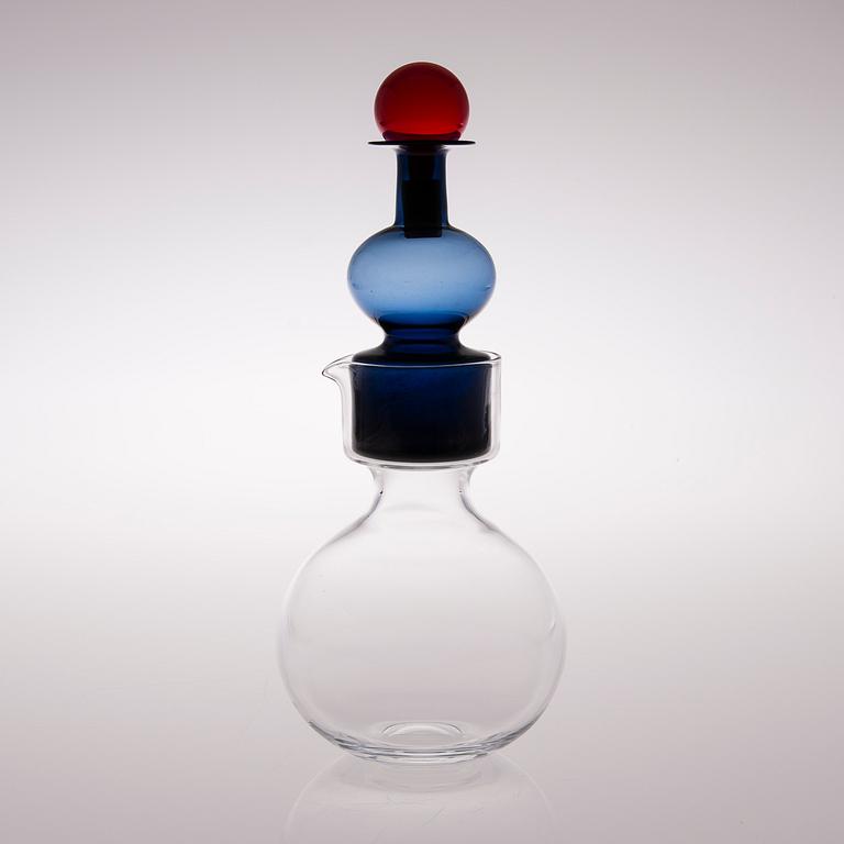 A decanter 'The Bells of Kremlin', signed Nuutajärvi, Notsjö.