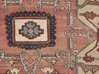 ANTIQUE HERIZ. 390 x 272,5 cm.