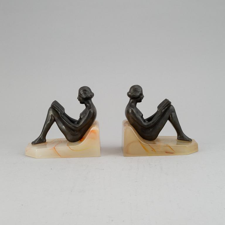 A pair of art déco style book ends, first half of the 20th century.