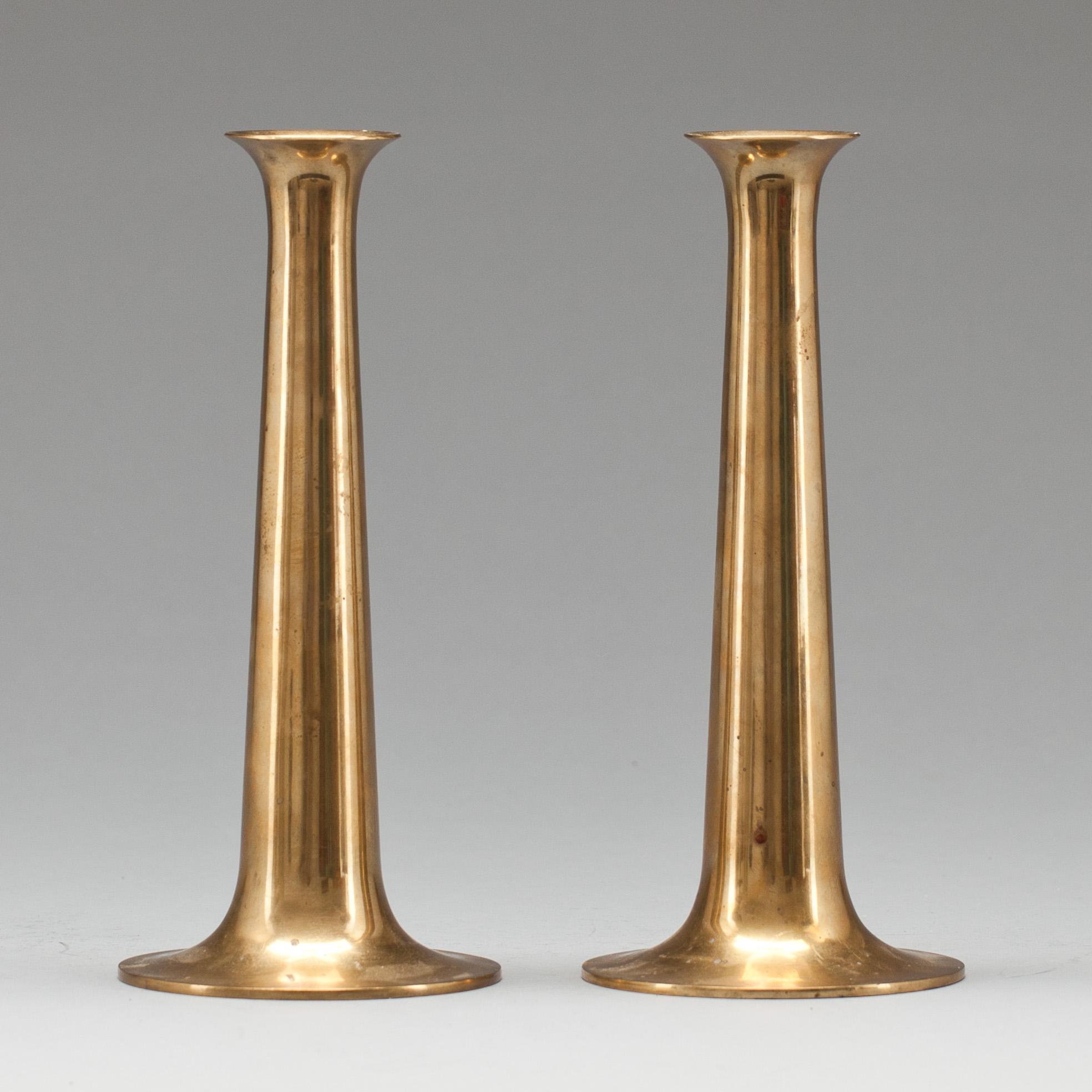 LJUSSTAKAR, ett par, mässing, Torben Orskov & Co, Danmark.