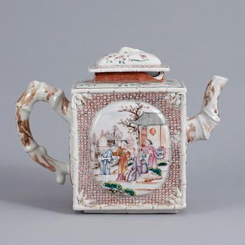 TEKANNA, porslin, Kina ,sannolikt Jiaqing, 1795-1820).